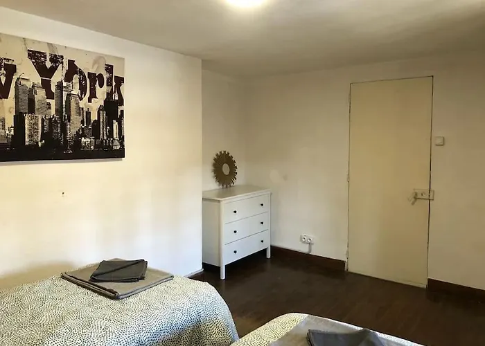 Lascaux Countryside Sleeping 7 People - Lascaux * Montignac-Lascaux