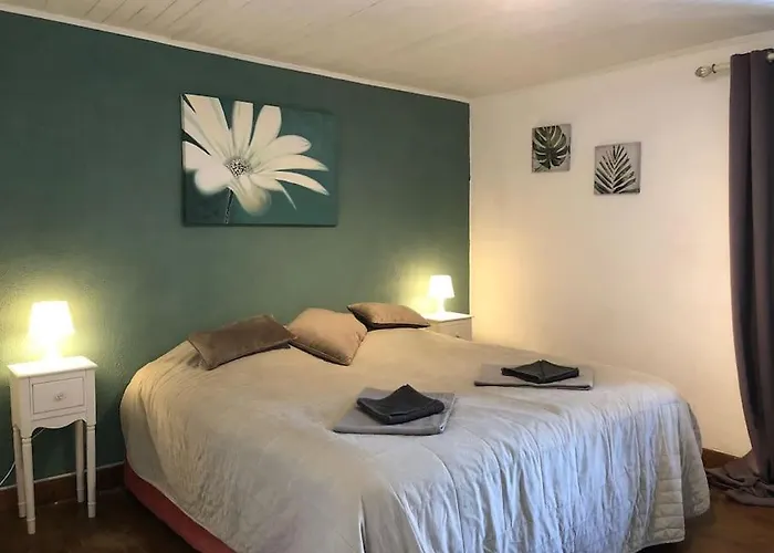 Lascaux Countryside Sleeping 7 People - Lascaux